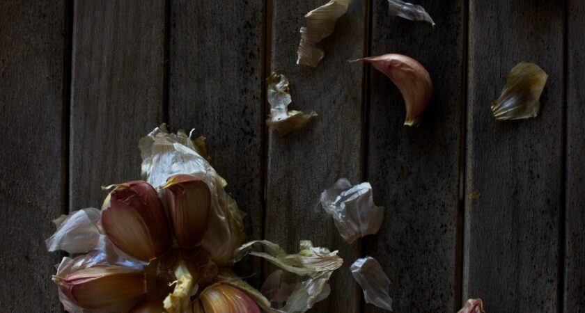 Knoblauch und Herzgesundheit: Der Einfluss auf das Herz-Kreislauf-System und Bluthochdruck